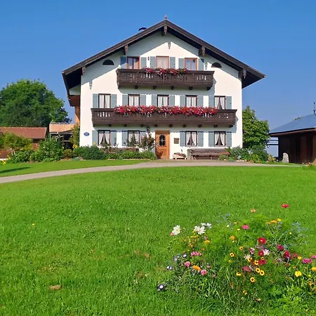 Asbichlerhof Apartment Bad Endorf